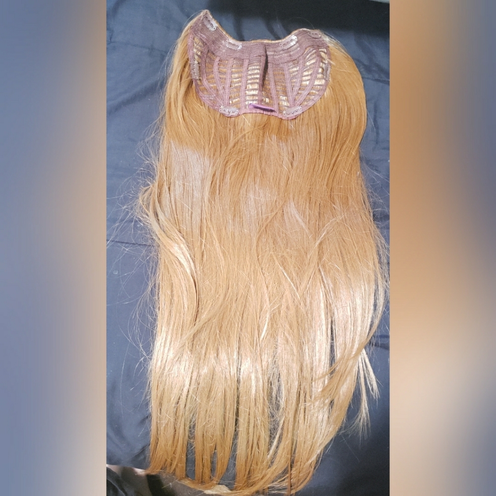 INH 22" U-Clip Hair Extensions